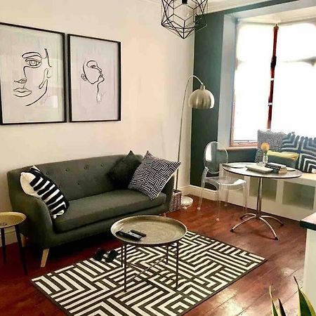 1-Bedroom Sea Point Gem - Perfect Location! เคปทาวน์ ภายนอก รูปภาพ